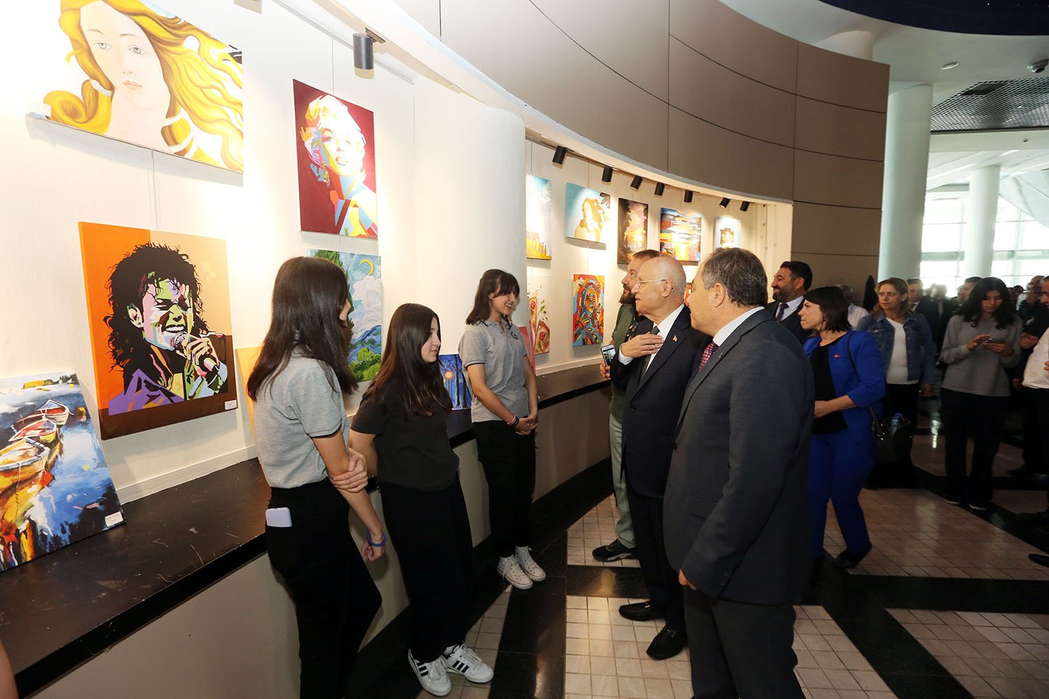 Yenimahalle Belediye Başkanı Fethi Yaşar, Mustafa Azmi Doğan Anadolu Lisesi