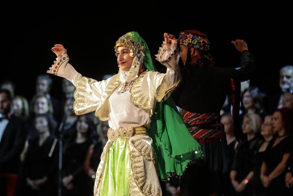yenimahalleden-100-korist-ile-10-kasima-ozel-konser