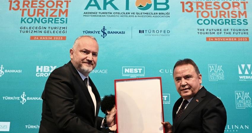 Antalya Büyükşehir Belediye Başkanı Muhitin Böcek, 13’üncüsü gerçekleştirilen Uluslararası Resort