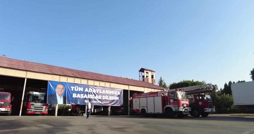 Antalya Büyükşehir Belediyesi, itfaiye teşkilatını güçlendirmek amacıyla 50 yeni itfaiye