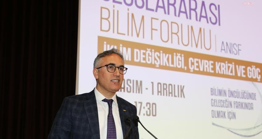 Antalya Büyükşehir Belediyesi ve Akdeniz Üniversitesi iş birliğinde düzenlenen ‘İklim
