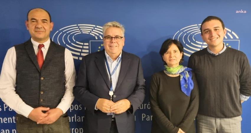 Avrupa Parlamentosu Türkiye Raportörü Nacho Sanchez Amor, Cumartesi Anneleri’nin 2