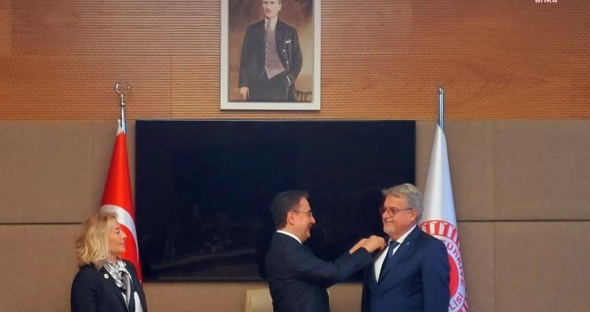 Demokrasi ve Atılım (DEVA) Partisi Genel Başkanı Ali Babacan tarafından