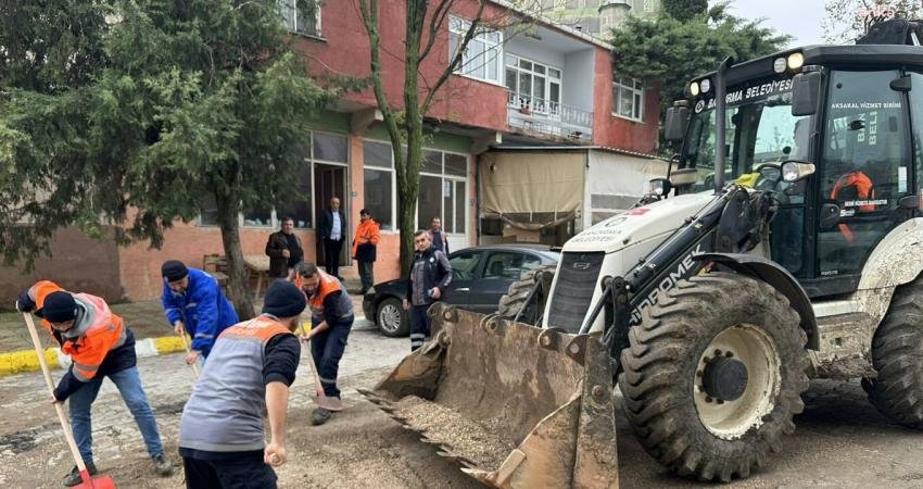 Bandırma Belediye Başkanvekili Mesut Özdemir ve Belediye Meclis Üyesi Nüvit