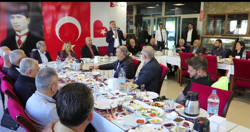 Bayraklı Belediyesi, ilçedeki 16 amatör spor kulübüne 150 bin lira ayni