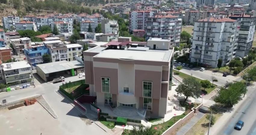 Okul öncesi eğitim çalışmalarıyla İzmir’de fark yaratan Bayraklı Belediyesi'nin, Postacılar