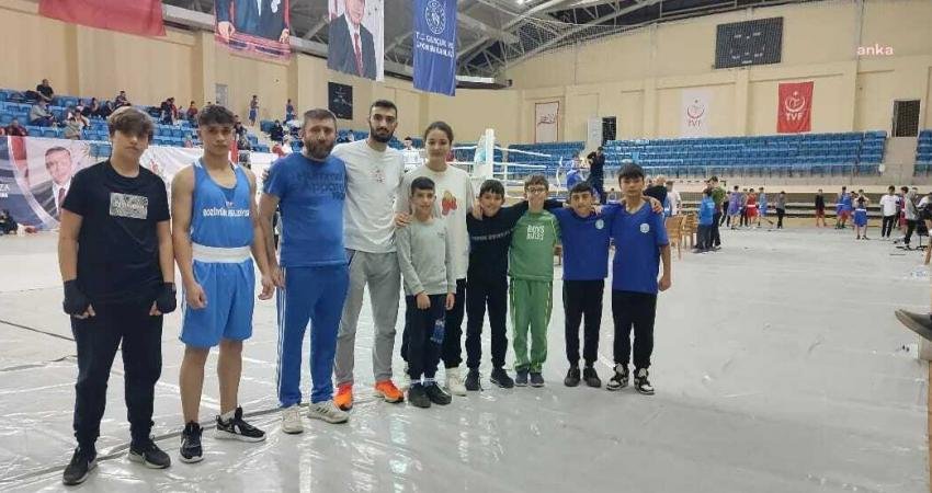 Bozüyük Belediyesi Eğitim ve Spor Kulübü boksörleri ilk kez ringe