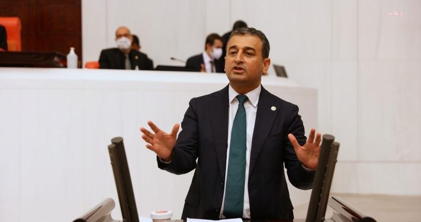 CHP Medya ve Halkla İlişkilerden Sorumlu Genel Başkan Yardımcısı Burhanettin