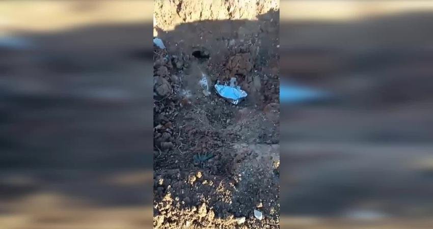 Elazığ'ın Baskil ilçesinde bazı mahallelerde kanalizasyon altyapısı bulunmuyor. Mahallelerde yaşayan