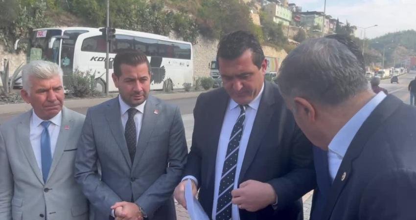 CHP Genel Başkan Yardımcıları Suat Özçağdaş, Ulaş Karasu, Erhan Adem;