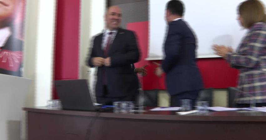 CHP Genel Başkanı Özgür Özel, CHP Genel Merkezi’nde İl Başkanları