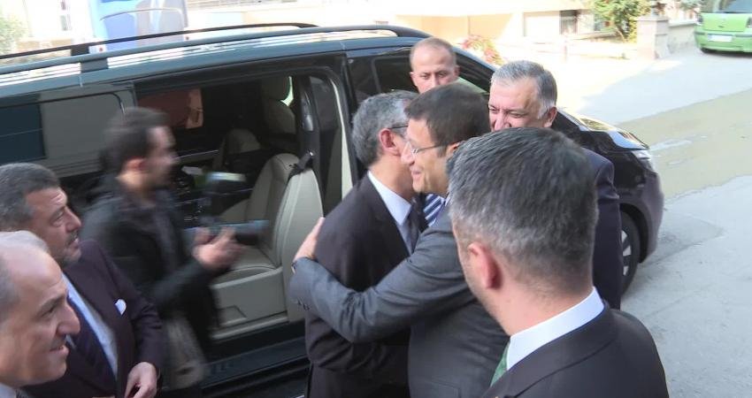 CHP Genel Başkanı Özgür Özel, geçtiğimiz günlerde babası Hilmi Babacan’ı