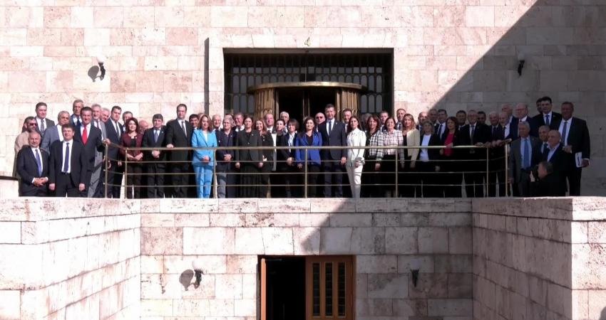 CHP’li 95 milletvekili, bugün Meclis’te; CHP kurultayında CHP Genel Başkanı