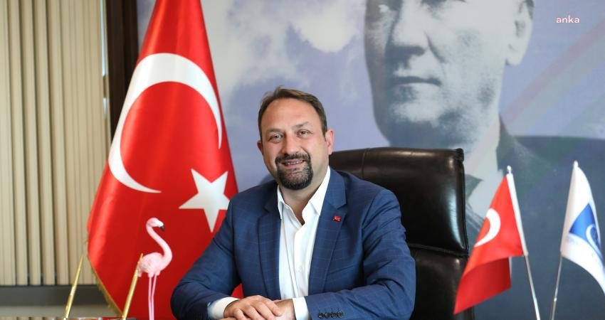 Çiğli Belediyesi, 24 Kasım Öğretmenler Günü kapsamında ilçedeki devlet ve