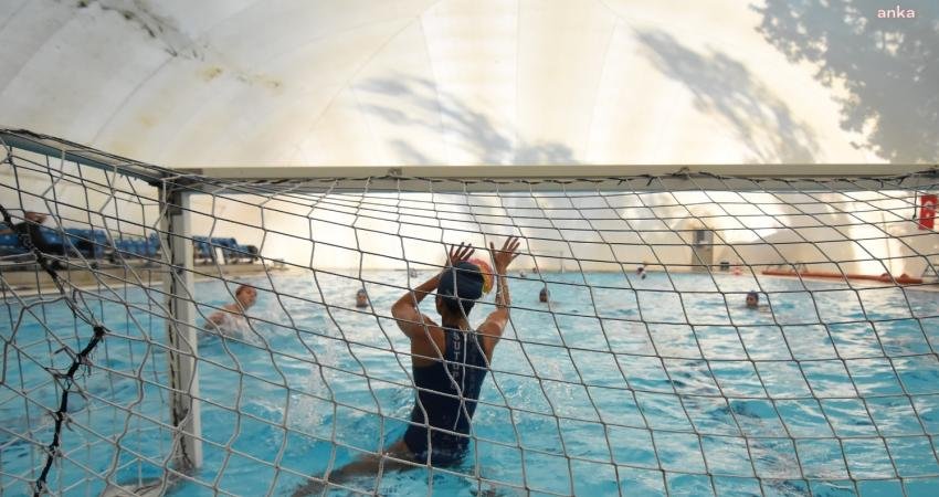 İzmir Büyükşehir Belediyesi Sutopu Kadın Takımı, “Challenger Cup’da Final 6’ya
