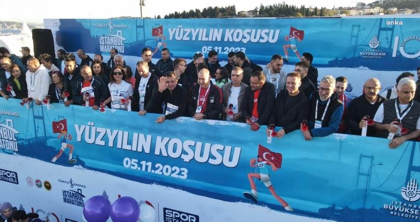 Cumhuriyet'in 100'üncü yılında İstanbul Büyükşehir Belediyesi (İBB) tarafından düzenlenen "Türkiye