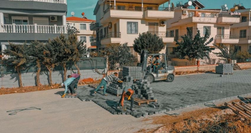 Didim Belediyesi Fen İşleri Müdürlüğü ekipleri, kent genelinde yol çalışmalarına