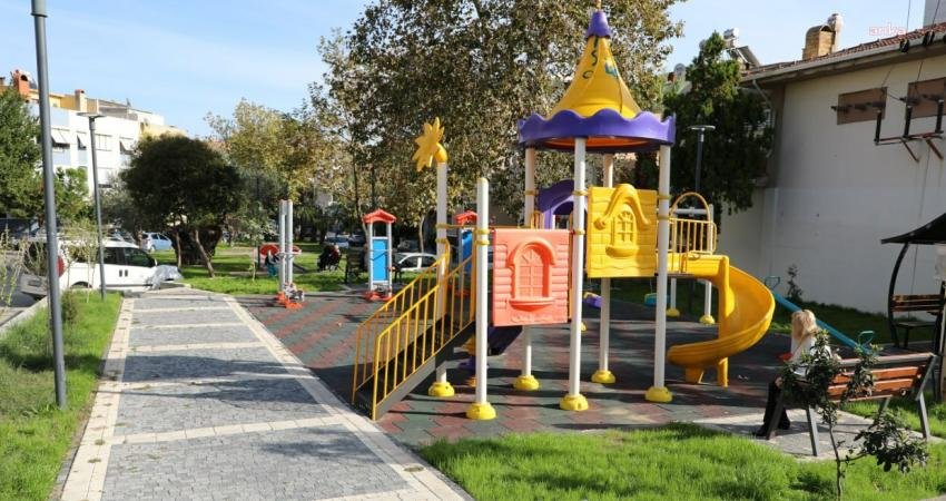 Edremit Belediyesi ilçe genelinde park ve yeşil alan çalışmalarına hız