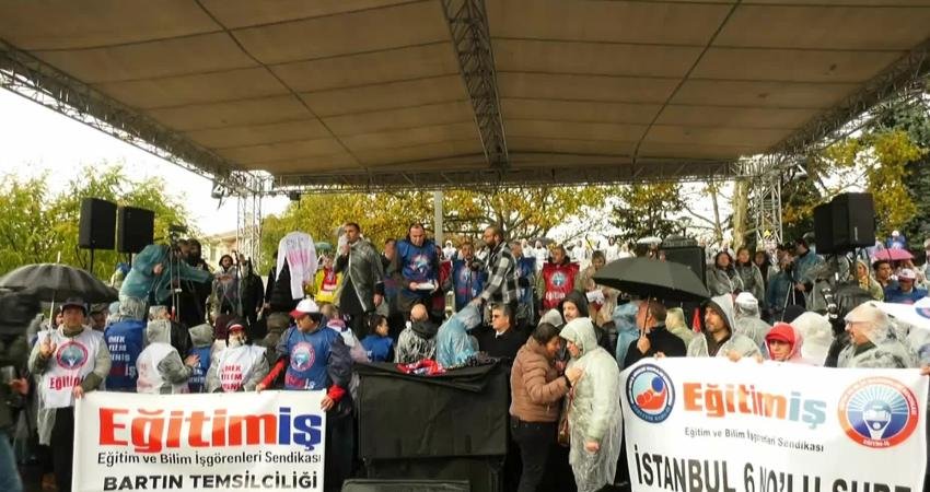 Eğitim-İş Genel Başkanı Kadem Özbay, 24 Kasım Öğretmenler Günü dolayısıyla