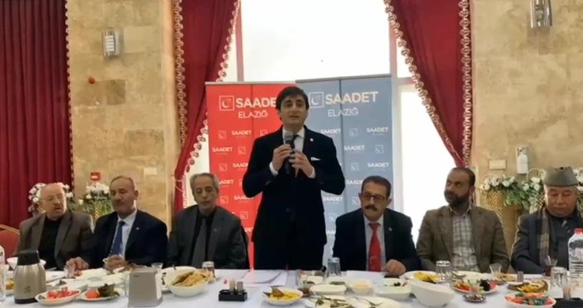 Elazığ'da emekliler, Saadet Partisi İl Teşkilatının düzenlediği toplantıda sorunlarını anlattılar.
