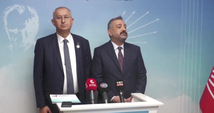 Eski Cumhuriyet Halk Partisi (CHP) İzmir Milletvekili Atilla Sertel, 31
