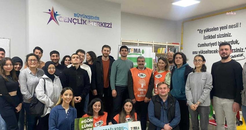 Eskişehir Büyükşehir Belediyesi Osmangazi Gençlik Merkezi tarafından düzenlenen “Umut Yeşertenler