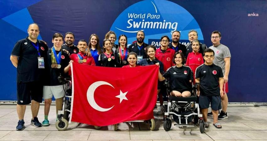 Eskişehir Büyükşehir Gençlik ve Spor Kulübünün Paralimpik Takımının milli yüzücüleri