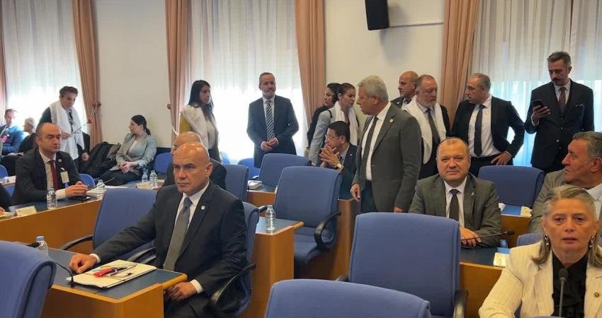 HEDEP milletvekilleri, İçişleri Bakanlığı bütçesinin görüşüldüğü TBMM Plan ve Bütçe