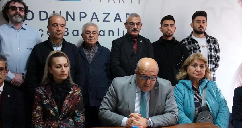 İYİ Parti Odunpazarı İlçe Başkanı Gürol Yer, Eskişehir Bademlik’te ‘Millet