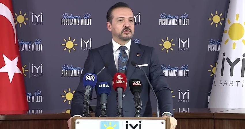 İYİ Parti Sözcüsü Kürşad Zorlu, Sakarya milletvekili Ümit Dikbayır’ın tedbirli