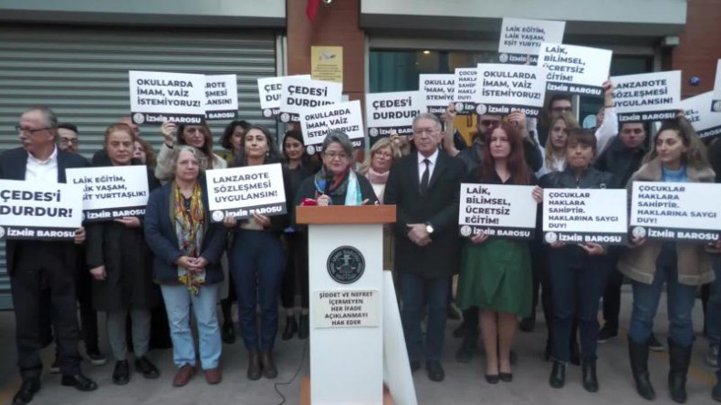 İzmir Barosu’ndan ‘20 Kasım Dünya Çocuk Hakları Günü’ Eylemi: “Tbmm’de Daimi Çocuk Hakları Komisyonu Kurulmalı”
