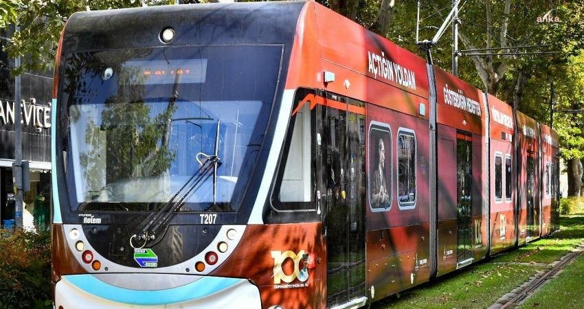 İzmirlilerin 100. yıl coşkusu, toplu ulaşım rakamlarına da yansıdı. Yurttaşlar,