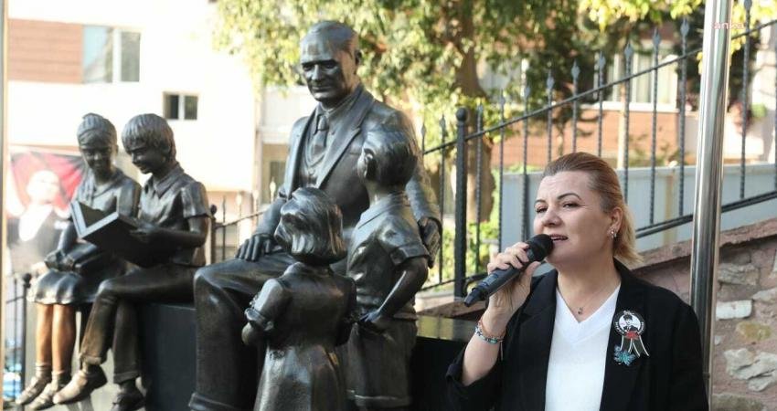 İzmit Belediyesi, Atatürk’ü vefatının 85’inci yılında Atatürk ve Milli Mücadele