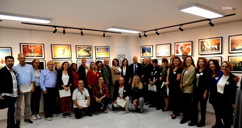 Karabağlar Belediyesi’nin Atatürk'ü Anma Günü ve Atatürk Haftası kapsamında, İzmir