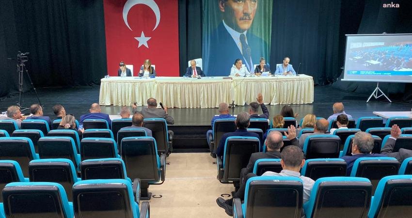 Konak Belediye Meclisi kasım ayı toplantısını gerçekleştirdi. Kasım ayının ilk toplantısında,