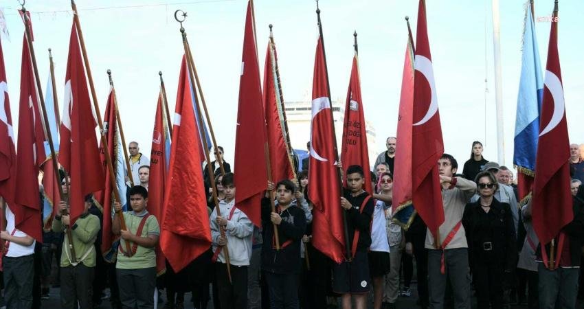 Kuşadası’nda Ulu Önder Gazi Mustafa Kemal Atatürk, ebediyete uğurlanışının 85'inci yılında saygıyla