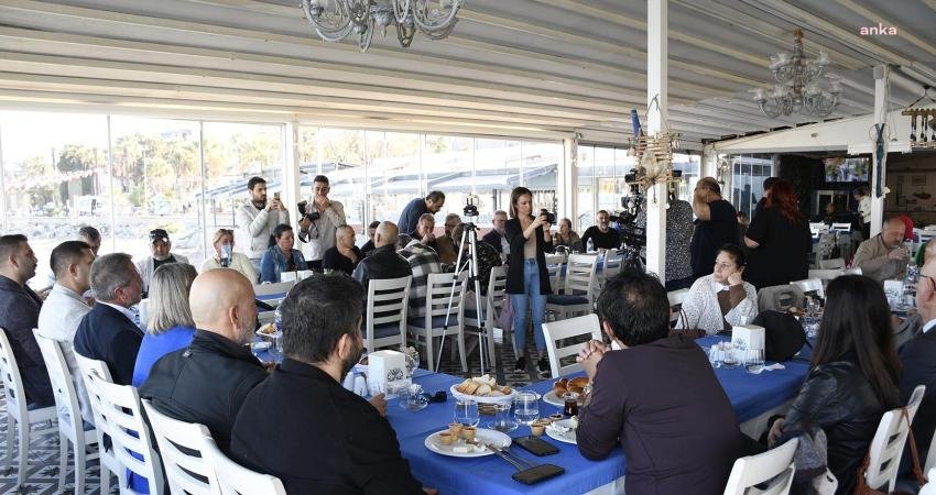 Kuşadası Belediye Başkanı Ömer Günel, Kuşadası’nın simge mekânlarından olan Balıkçılar