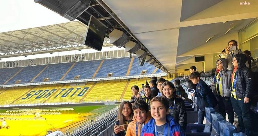 Maltepeli öğrenciler ara tatil heyecanını doyasıya yaşadı. Buz pateninden biniciliğe,