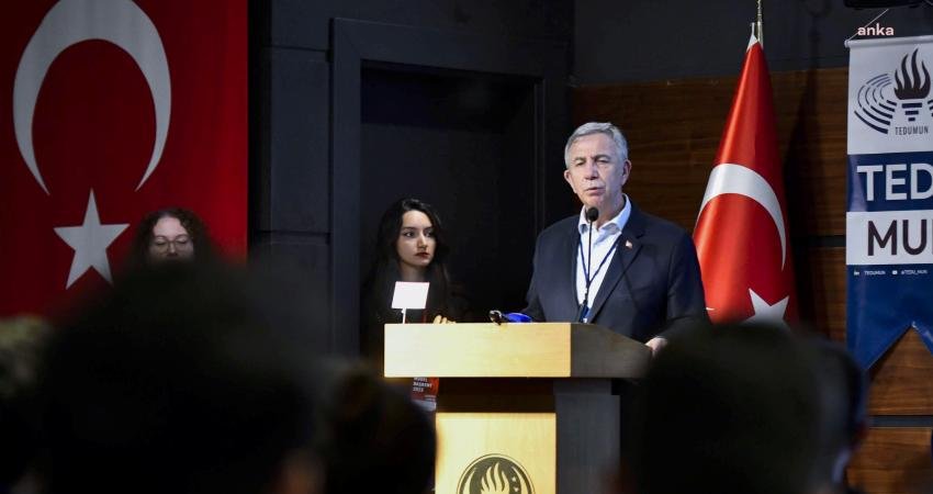 Başkent Gençlik Meclisi ve üniversiteli gençlerden oluşan 8 MUN Topluluğu'nun