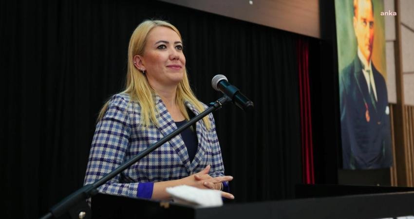 Merkezefendi Belediye Başkanı Şeniz Doğan, 24 Kasım Öğretmenler Günü dolayısıyla