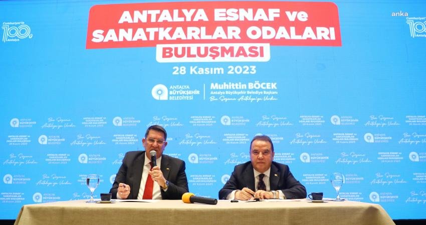 Antalya’da Esnaf Odaları Başkanları ile buluşan Büyükşehir Belediye Başkanı Muhittin