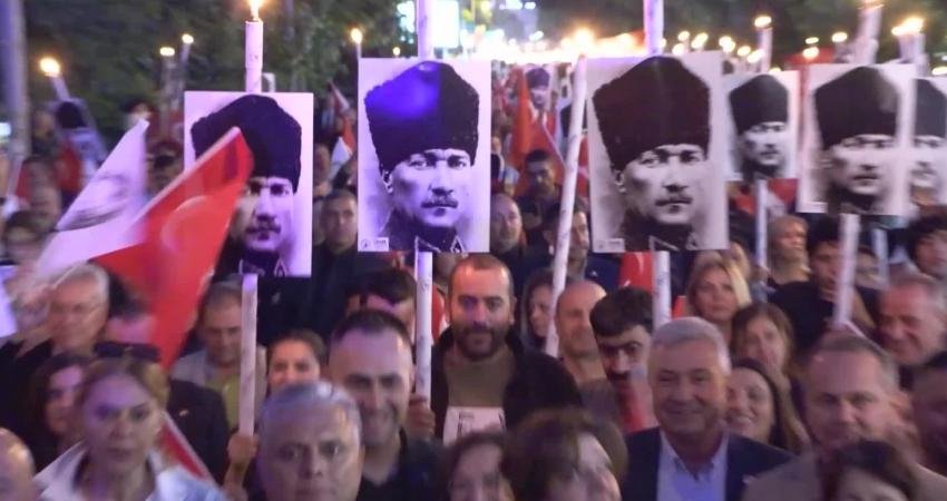Antalya, Gazi Mustafa Kemal Atatürk’ü, ölümünün 85’inci yılında Muratpaşa Belediyesi’nin