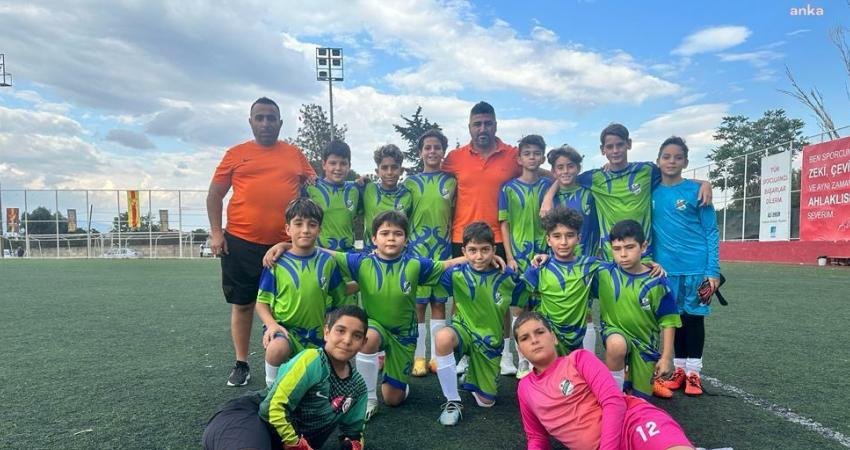 İzmir Amatör Spor Kulüpleri Federasyonu’nun organize ettiği U-12 Şenlik liginde