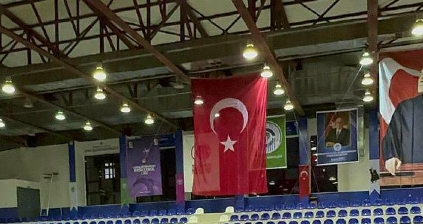 Odunpazarı Belediyesi, Mehmet Terzi Kapalı Spor Salonu'nda kadınlara öz savunma