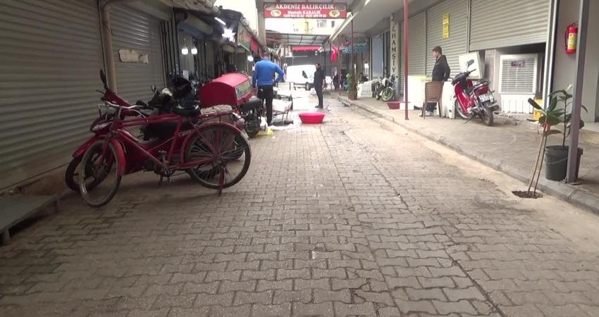 Osmaniye'de yıllardır balıkçılık yapan esnaf balık satışlarının düştüğünü ifade etti.