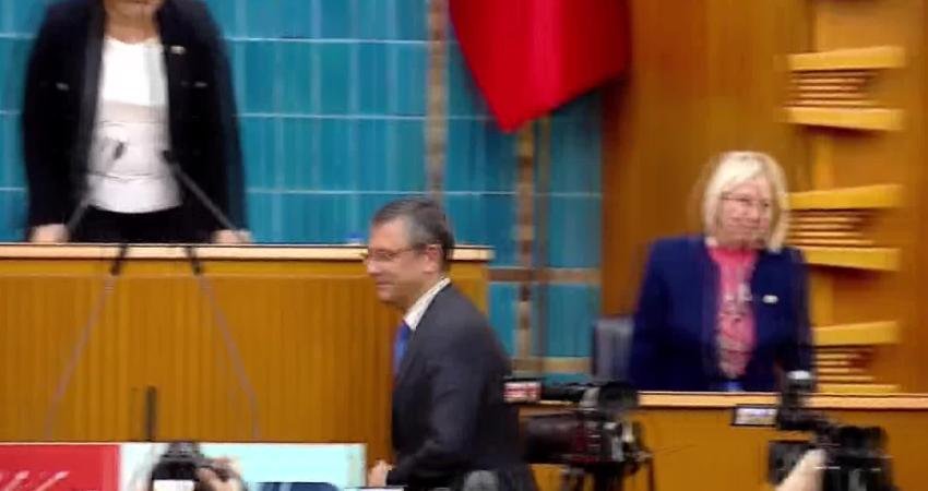 CHP Genel Başkanı Özgür Özel, TBMM grup toplantısında, “Cumhur İttifakı’nın