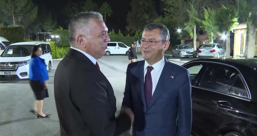 CHP Genel Başkanı Özgür Özel, KKTC Cumhurbaşkanı Ersin Tatar ile