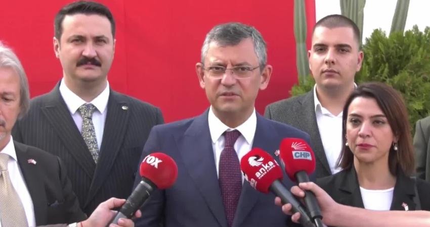 CHP Genel Başkanı Özgür Özel, KKTC ziyaretinde; "Biz değişim kurultayımızı
