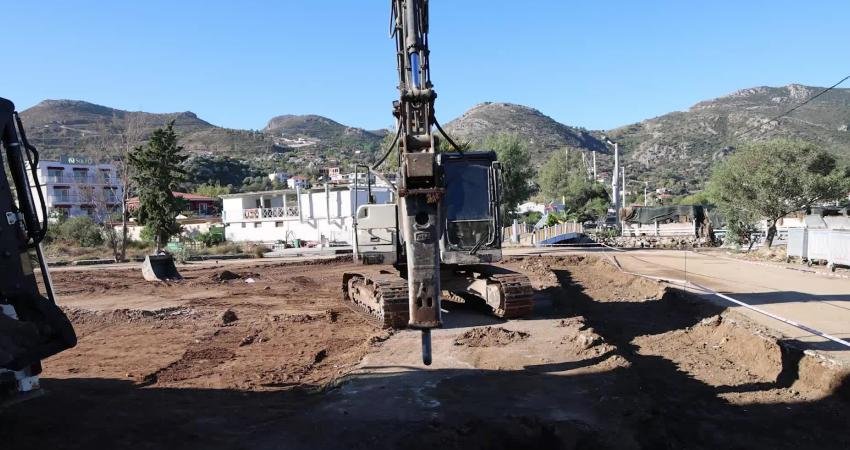 Marmaris Belediyesi, Selimiye Mahallesi’nde yeni saha yapmak için çalışmalara başladı.