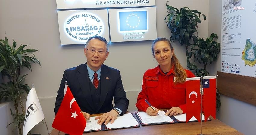 Türkiye'nin arama kurtarma konusunda önde gelen sivil toplum kuruluşu AKUT